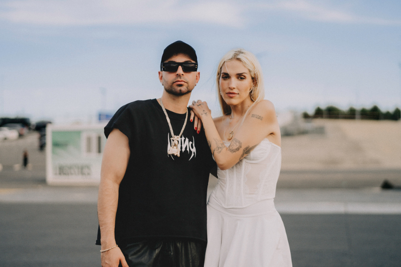 Cosita Linda de Elena Rose y Justin Quiles: letra Justin quiles y elena rose en "cosita linda" / copyright seitrack